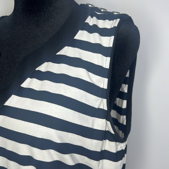 White House Black market women’s V-neck tank top black-and-white size large - Picture 6 of 8